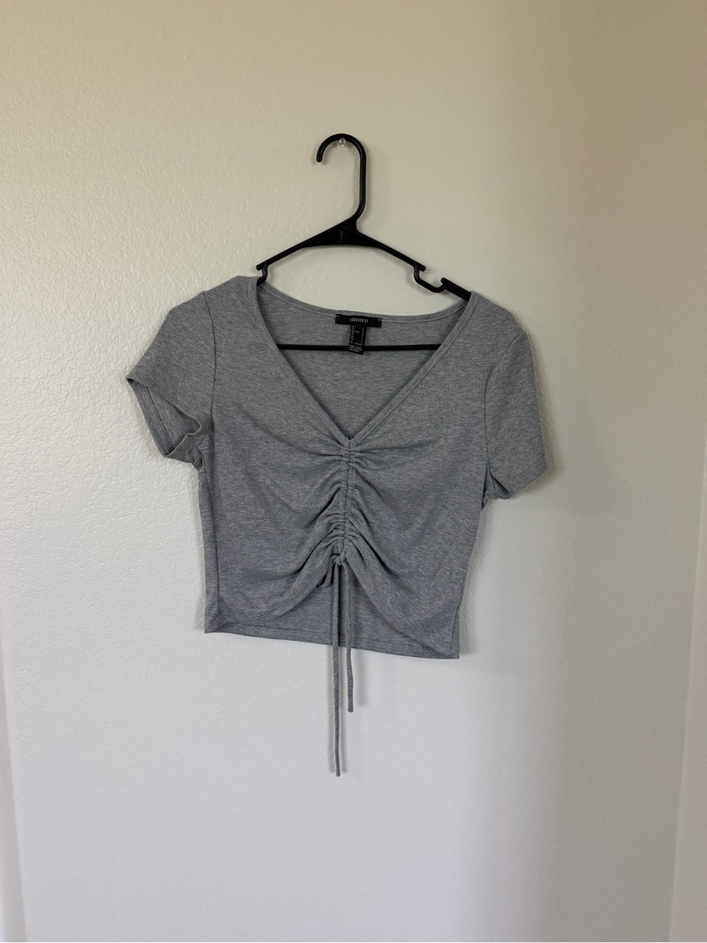 Forever 21 Gray Ruched V-Neck Crop Top